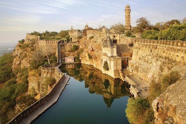 Chittorgarh sightseeing day tour