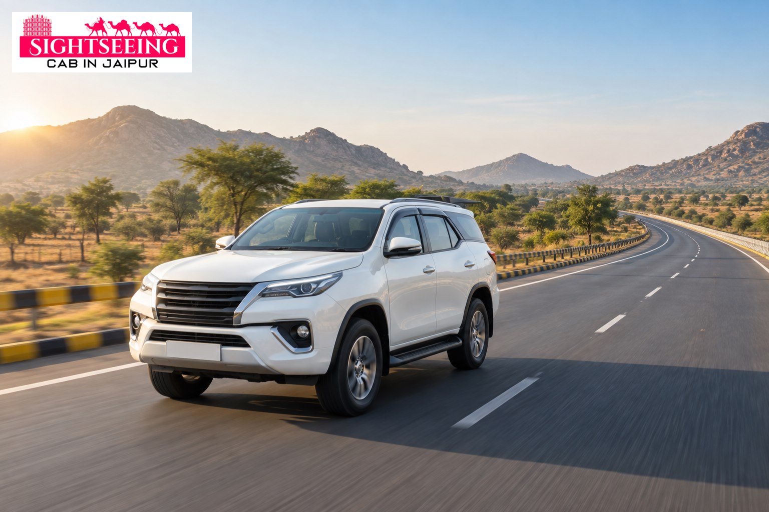 Private SUV on Delhi Jaipur highway Golden Triangle trip