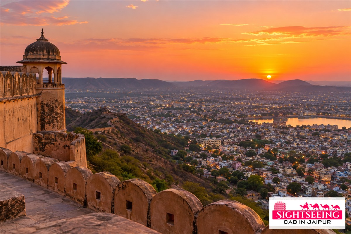 Clear sunset panorama over Jaipur from Nahargarh Fort