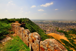 Monsoon Palace (Sajjan Garh)