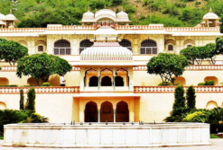 Monsoon Palace (Sajjan Garh)